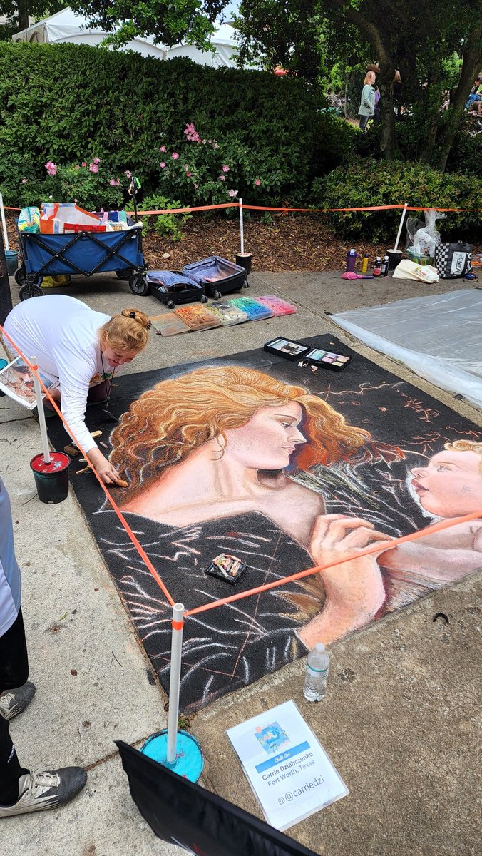 MystryGAB's tweet photo. #DecaturArtsFestival #chalkart #streetart https://t.co/4JIFk2Prtx