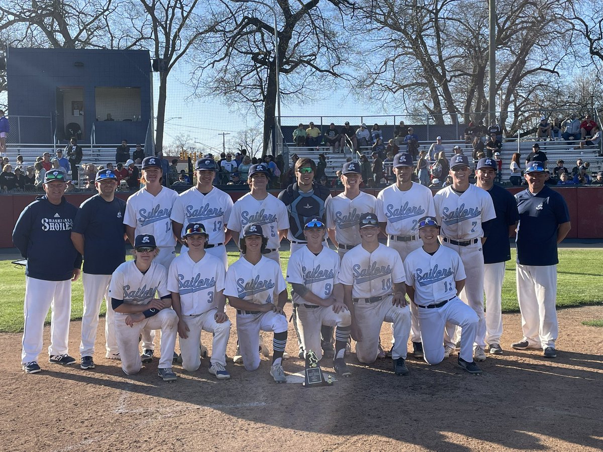 Mona Shores baseball takes the Tier 1 GMAA baseball championship with a 13-2 win over Reeths-Puffer