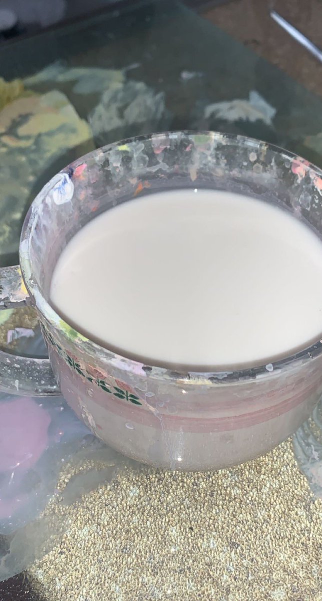 sindybabey's tweet photo. The look of milky paint water never gets old and I practiced petals today for a Mother’s Day painting. Any good recommends for petal brushes ? These attempt are with teardrop watercolor brushes..
#paint #contemporaryart #acrylic #goldenopen #dailyart #modernart #artcollective https://t.co/LuRfLYRbqC