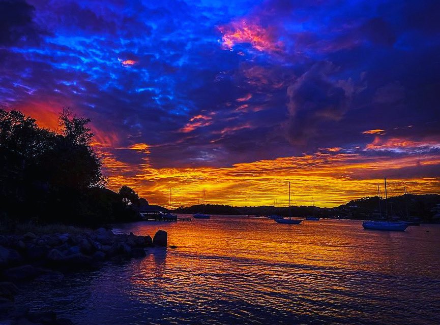 CoconutGroveSVG's tweet photo. Have you ever witnessed one of the amazing sunsets from our beach club?😍 🌅

Sunset #repost from @r.n.a.ud https://t.co/mZScwQRKWG