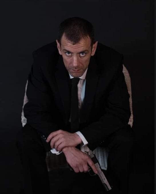 theshark_ey's tweet photo. #actor @theshark_ey #photoshoot #NorthernIreland #northernirishactor #actorslife #photography https://t.co/L2aSofkD53