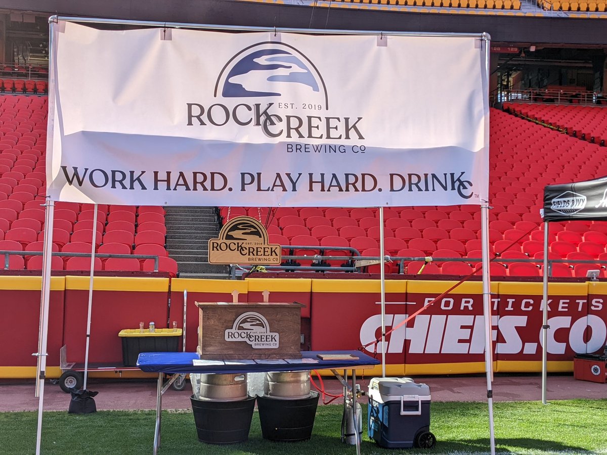 KCRockcreekBeer's tweet photo. TENT #34! Come and see us!
#KCBEERFEST https://t.co/xPYI8IwmE0