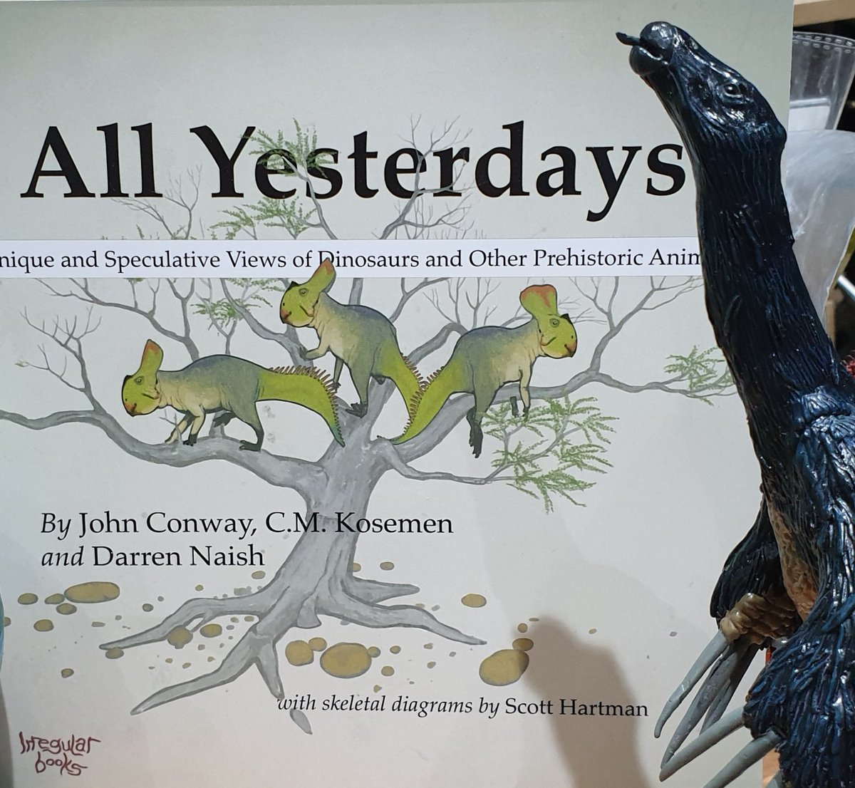 TetZoo's tweet photo. For years, I've been working to get a range of #ALLYESTERDAYS figures off the ground. Here's proof that things are finally coming together. A collaboration between @splendidhand and the AY team (@thejohnconway @cmkosemen &amp; myself), coming soon! RT to help boost interest :) https://t.co/tJVuND3qV0