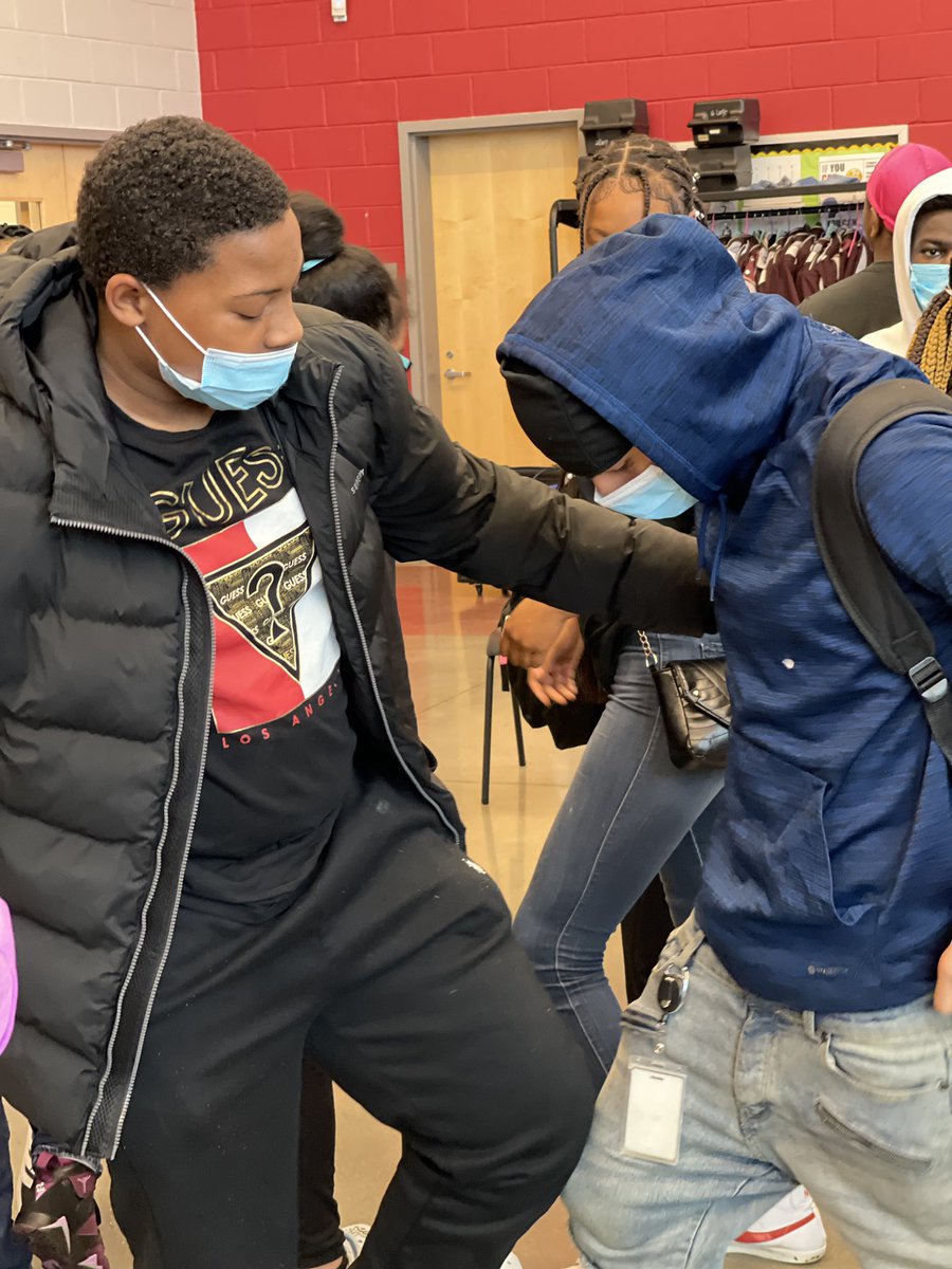 LoniceMentors's tweet photo. This was our last session of Hornet Academy.  9th and 10th  gr Ss and Ts showed up for themselves for 6 weeks.  Ss improved academic skills, earned SLHs, and bonded. I am grateful we had the opportunity to create this experience for them.  #StrongerTogether #finishin4 https://t.co/kyJhFafNSD
