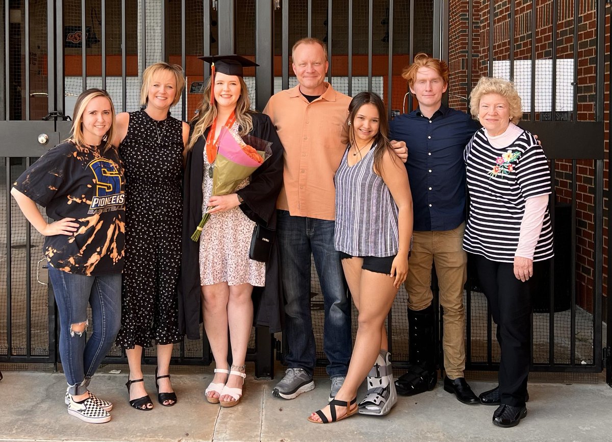 scottminton's tweet photo. Congrats ⁦@court__bailey⁩! So proud of you! #okstate22! https://t.co/qsNbFxpGNr