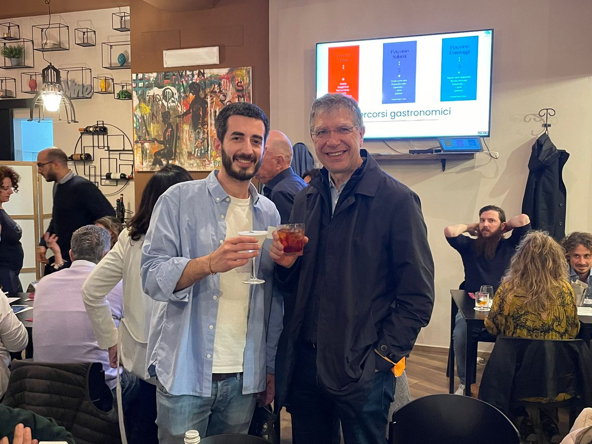 FrancescoDeDom5's tweet photo. Viviamo questa campagna elettorale con gioia e con passione perché la gente ci sta dimostrando che non ha alcuna intenzione di rassegnarsi.
Non c’è rassegnazione nei messinesi!

#DeDomenicoSindaco #xmessinatralagente #eleme2022 https://t.co/351ods8zDM