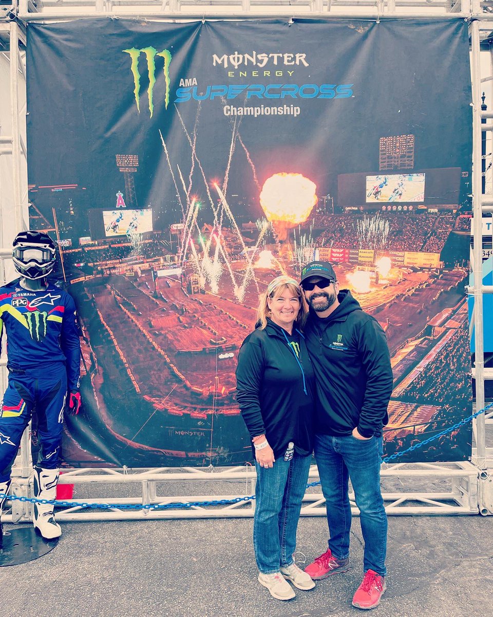 MakeMarriageFun's tweet image. Ready for Salt Lake City Supercross! #makemarriagefunagain #carlcolbie #supercrosslive