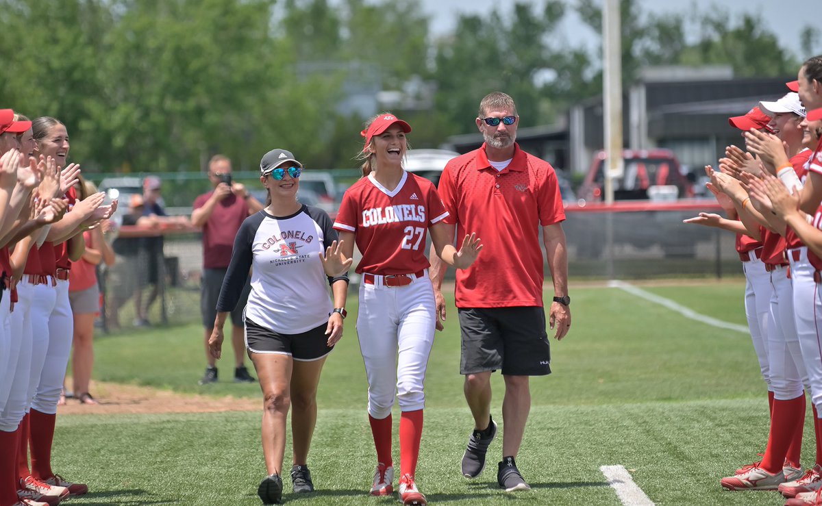 nicholls_sb's tweet photo. Senior Day 🥰 https://t.co/PzzI99EtAc