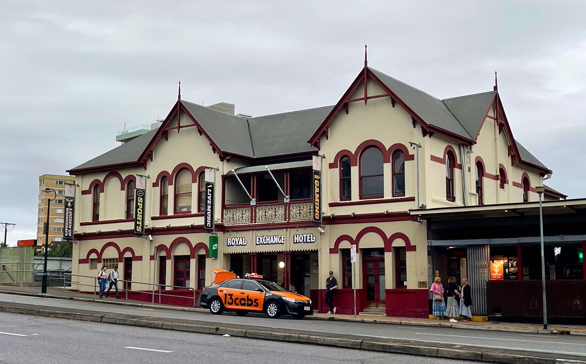 BronFredericks's tweet photo. I attended the @BrisWritersFest session ‘Brisbane in the 80s and 90s’ with Rebecca Sparrow &amp; Jane Sullivan yesterday at the Royal Exchange (RE) Hotel in Toowong. It was an interesting session. #BWF2022 #BWF22 #BWF60 #BrisWritersFest #Toowong #Brisbane #Queensland https://t.co/nAYqv17hp2
