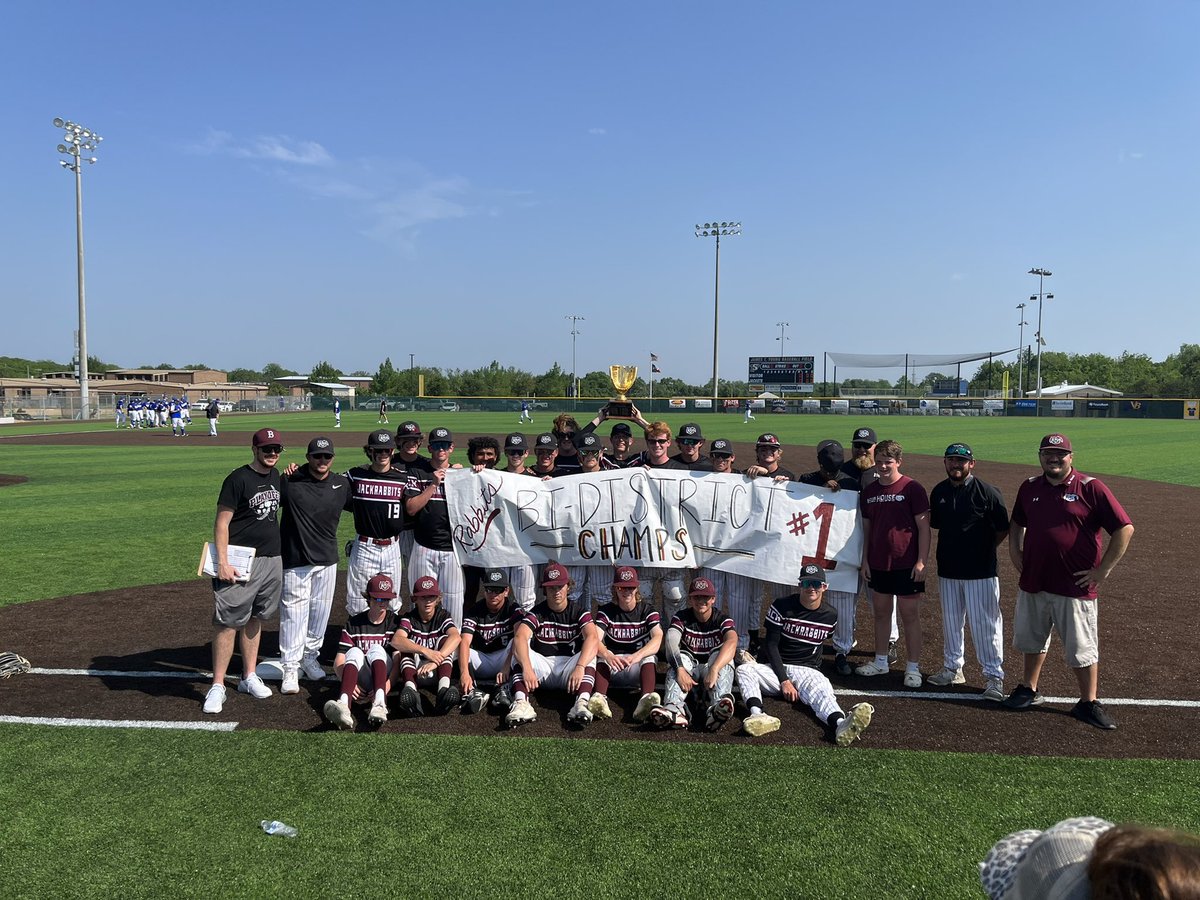 BowieHSBaseball's tweet photo. We’re leaving Stephenville with some hardware!! 
🏆2022 Bi-District Champions 🏆 https://t.co/sHzhlVSP5O