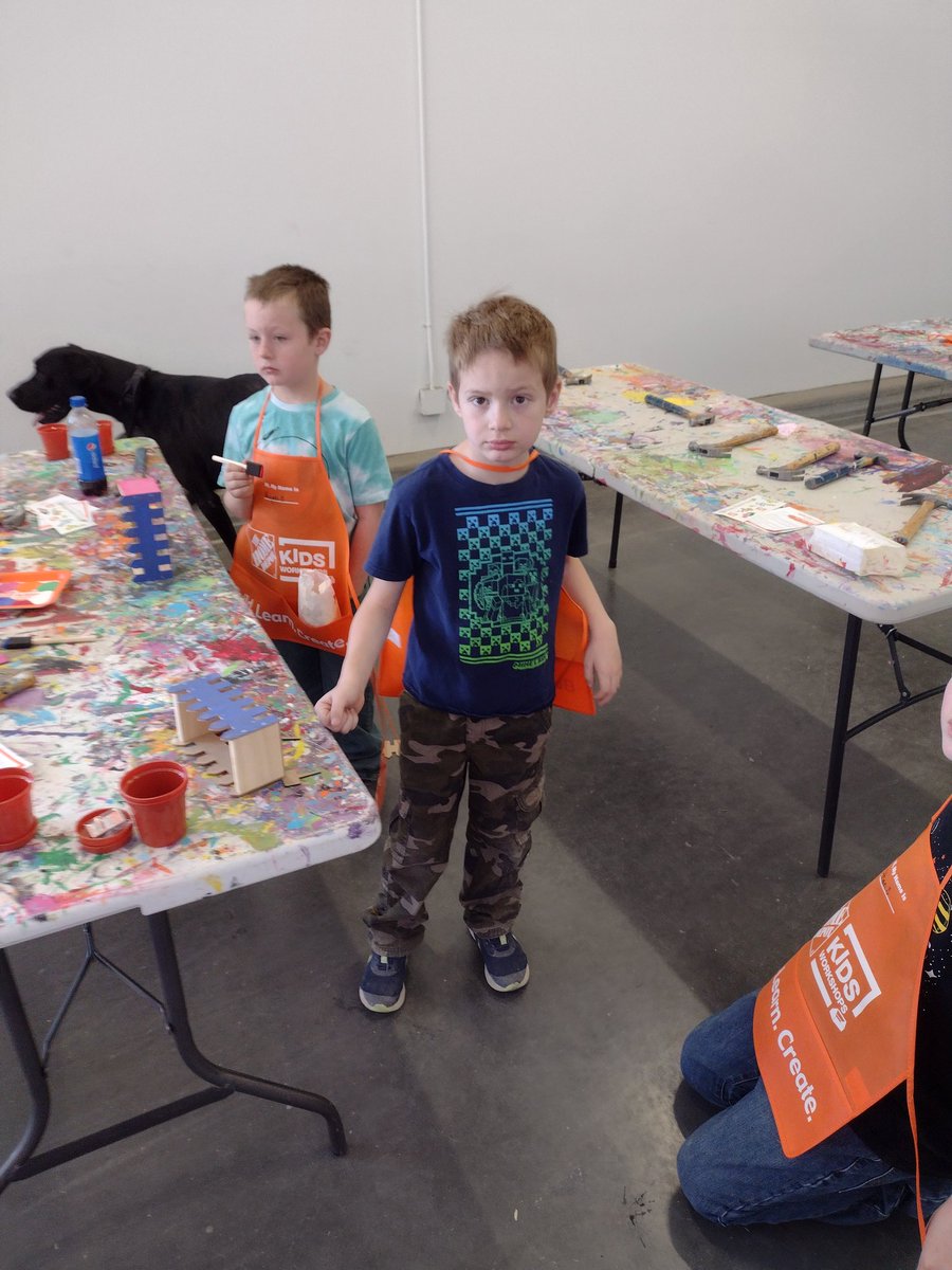 coryjt_02's tweet photo. Thank you PA Abril owning Kids Workshop! Abril grew up and took her kids pre pandemic. 3322 Kids and parents were so happy for the return! @HomeDepot3322 @TerryDu82212489 @Hd22Teresa https://t.co/OY4j9fmYYx