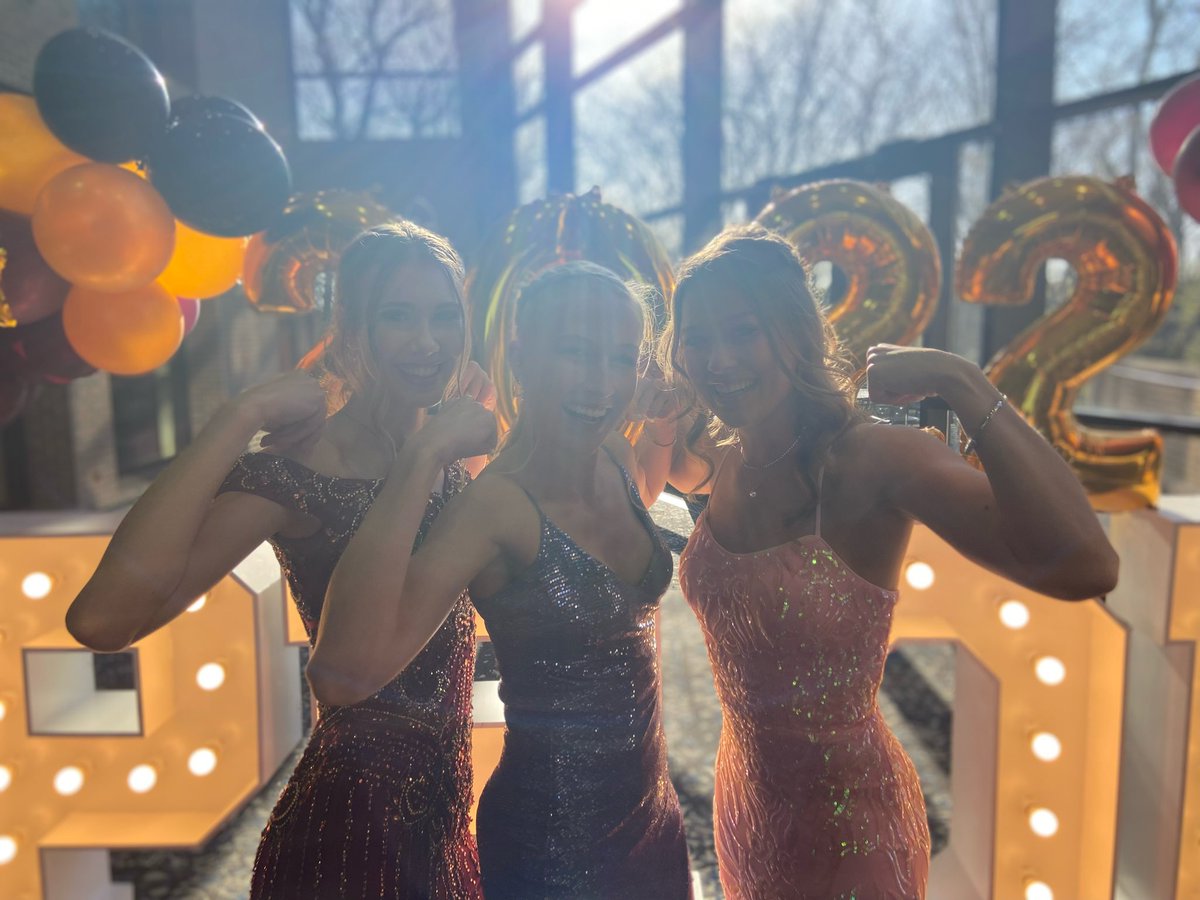 These seniors put in hard work this morning to win their conference meet, now enjoy your senior prom, champs!
Seniors: Natalie, Essie, Megan