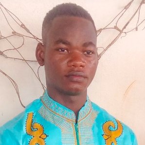 LauwaRedama's tweet photo. #NouvellePhotoDeProfil https://t.co/ANI4m7GTZE