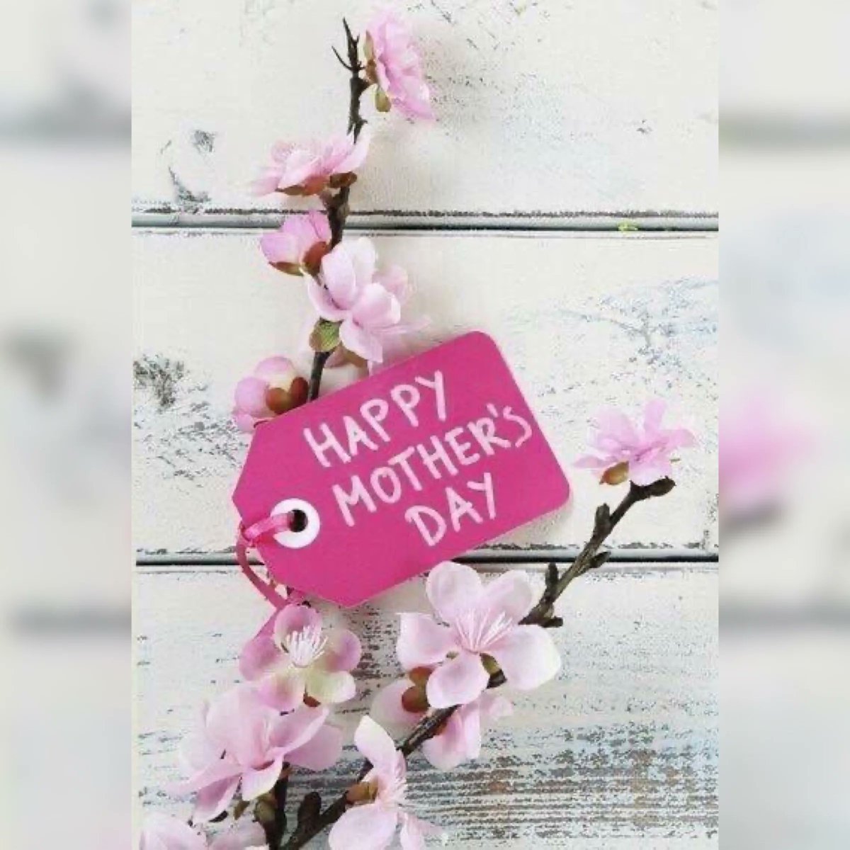 MerewetherPhcy's tweet photo. Happy Mother's Day to all Mums, Moms, Mammies, Mothers, and those acting as Mothers, that are celebrating Mother's Day (Aus, NZ, Canada, USA and others) today!

🌸🌼🌺❤️🎁❤️🌺🌼🌸
#MothersDay #ThankYou #Love #Merewether #Pharmacy #Open7Days https://t.co/dZRE6n28DP