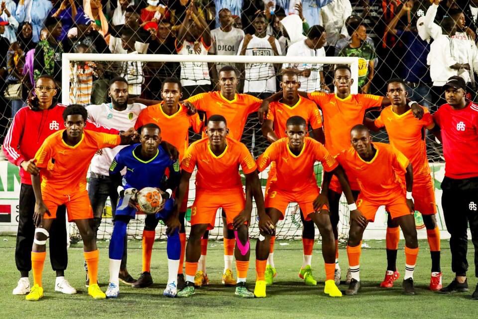 FootDjeol's tweet photo. Les lions 🦁 de Bilbasi ont gagné pour la 3eme fois successives la coupe Fouta Inter Arena 🦁🏆🥇🤩

🏆🏆🏆 COUPES FOUTA
🏆🏆CHAMPIONNATS FOUTA
🏆LIGUE DES CHAMPION INTER ARENA https://t.co/fXXCTBwev8
