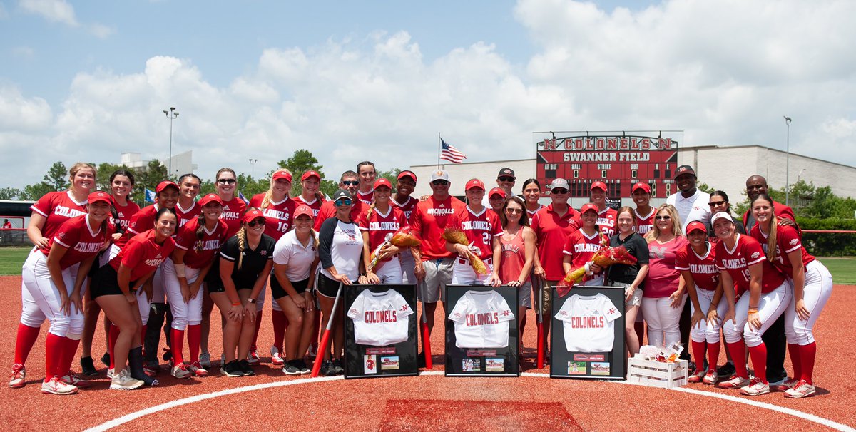 nicholls_sb's tweet photo. Senior Day 🥰 https://t.co/fpAqAozVkJ