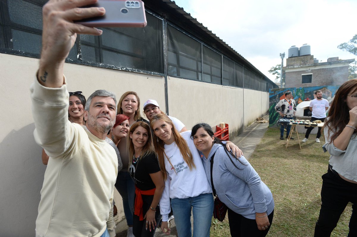 JuanZabaletaOK's tweet photo. Desde el @MDSNacion llevamos adelante esta iniciativa junto a la #CONNAF.
El camino para un futuro más justo es trabajar por la educación, la salud y el deporte.
#ArgentinaAvanza 🇦🇷 https://t.co/w5npybUVDo