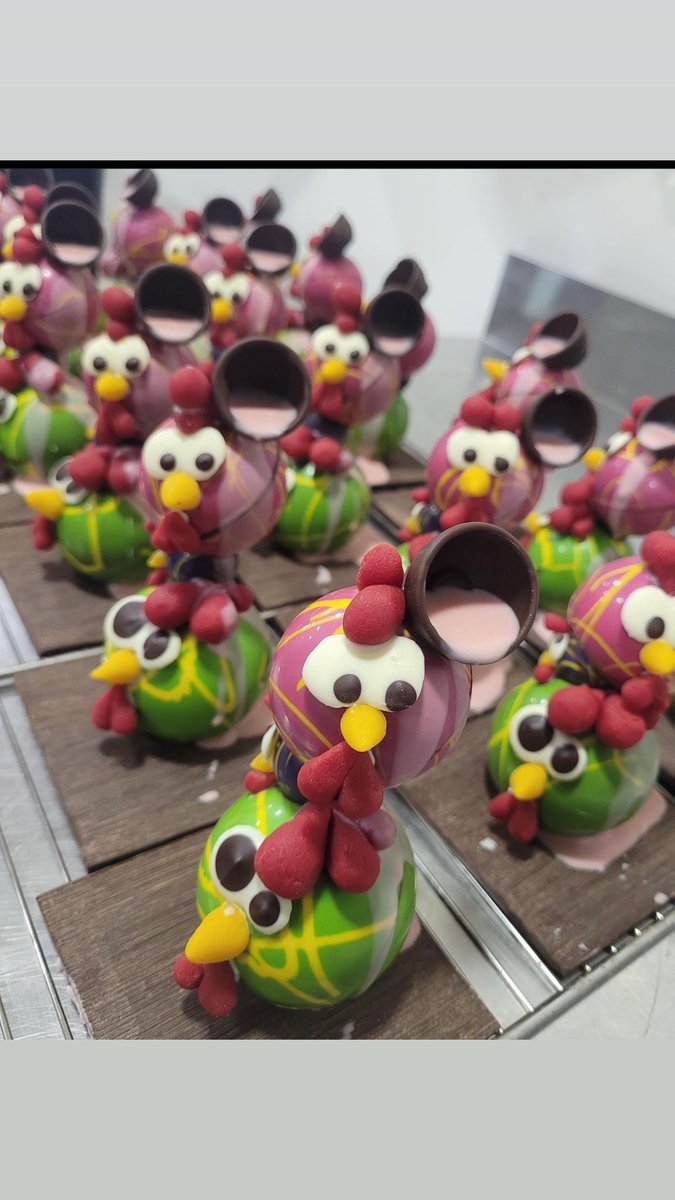 Los chokos / Ceet &amp; Cacaofages 
 Art Chocolate Exhibition 👀👅🍾️🎉