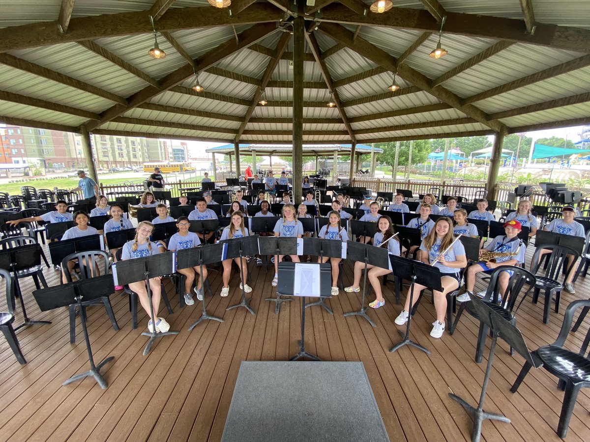 GunterTigerBand's tweet photo. Today the Gunter Tiger Beginning Band competed at the NRH20 Music Festival and received the highest possible rating, Division 1! Followed by a great day in the water park! Way to go GTB!! https://t.co/mQgacj2Z83
