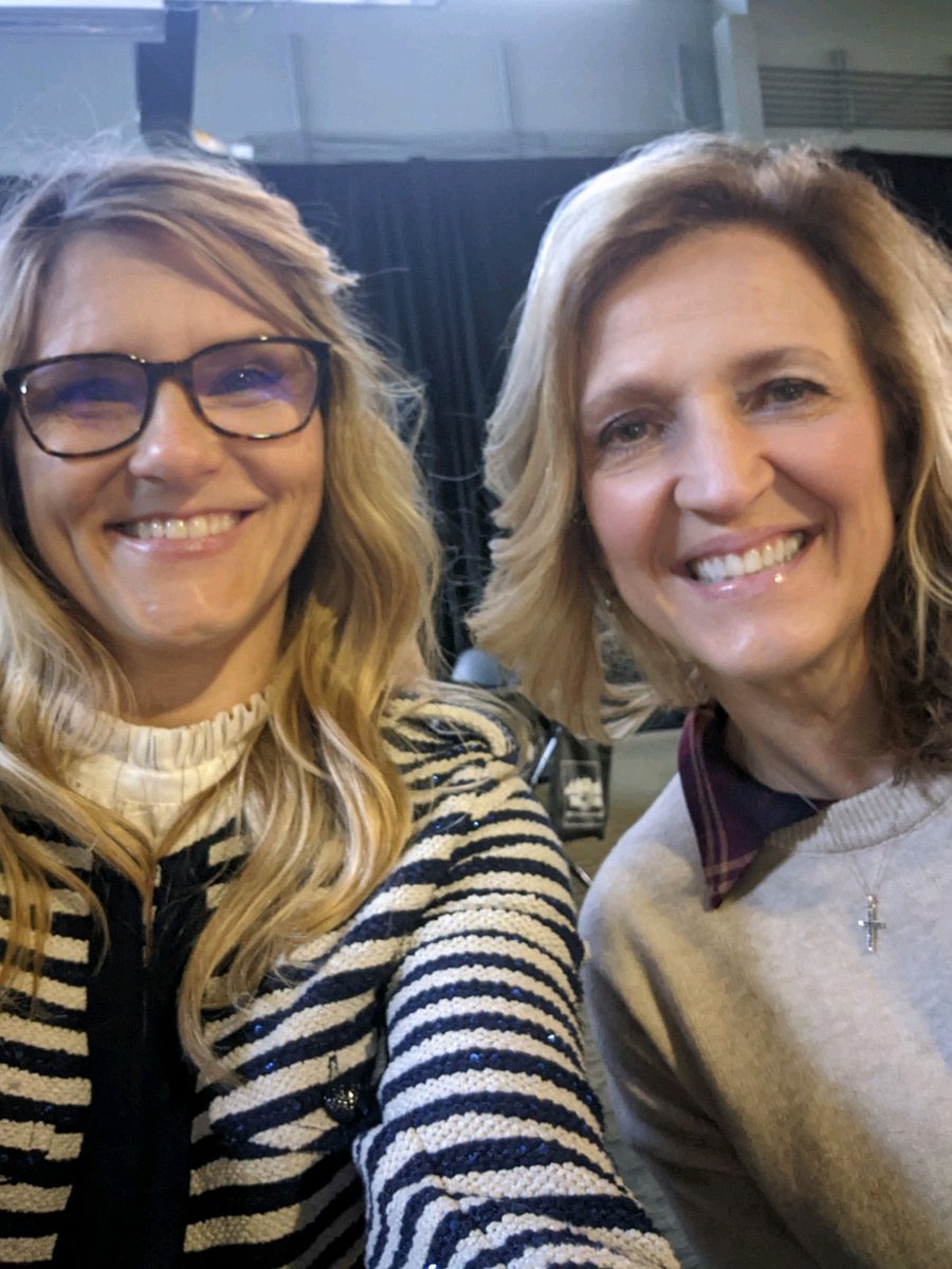 Women Talk Construction tweet media