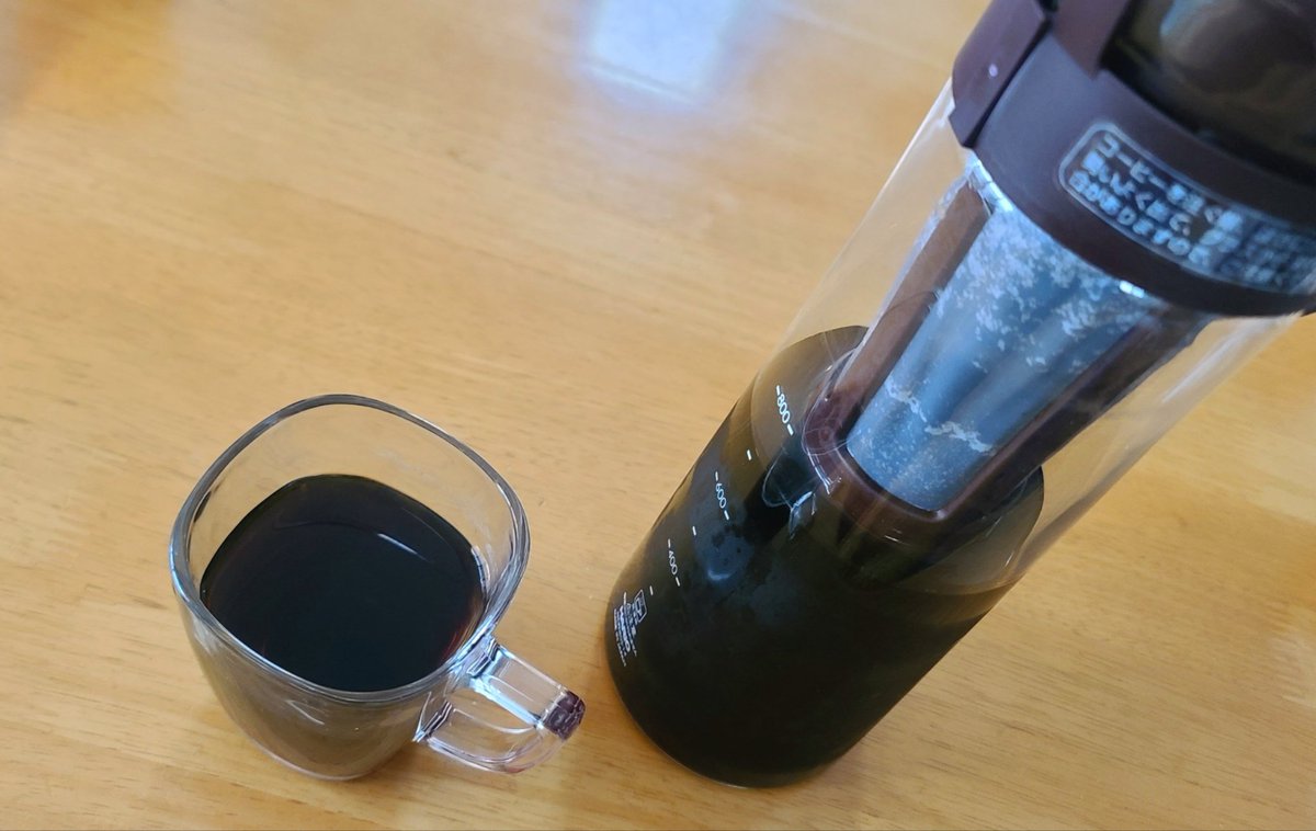 955_HIRO's tweet photo. 昨日の買い物でハリオさんの水出し珈琲ポット、MCPN-14を買ってきたのでさっそく☕
8時間抽出して予想以上の香りとコクで美味しい美味しい😋⤴️
#水出しコーヒー
#ハリオ
#mcpn-14
#水出し珈琲ポット https://t.co/fMY0kkixKw