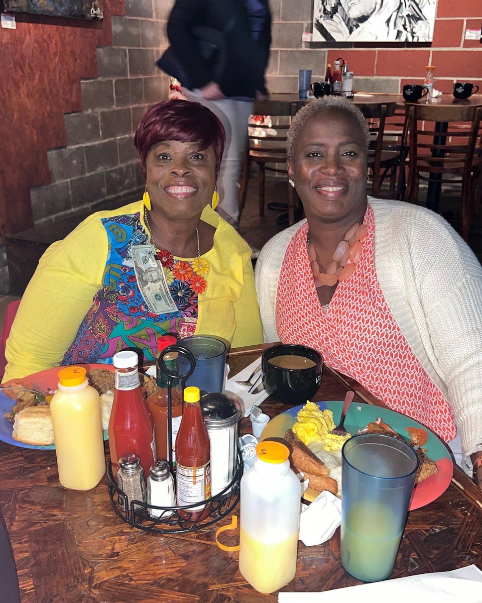 NaTonya Holmes tweet media