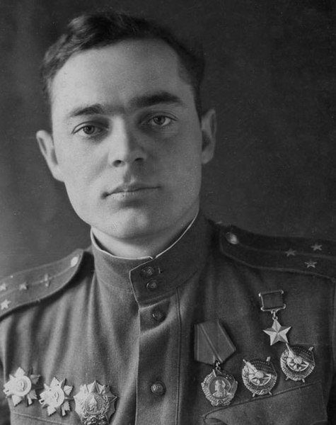 Герой Советского Союза, лётчик, Антипин Иван Алексеевич. Брат моей бабушки. Никто не забыт, ничто не забыто!!!