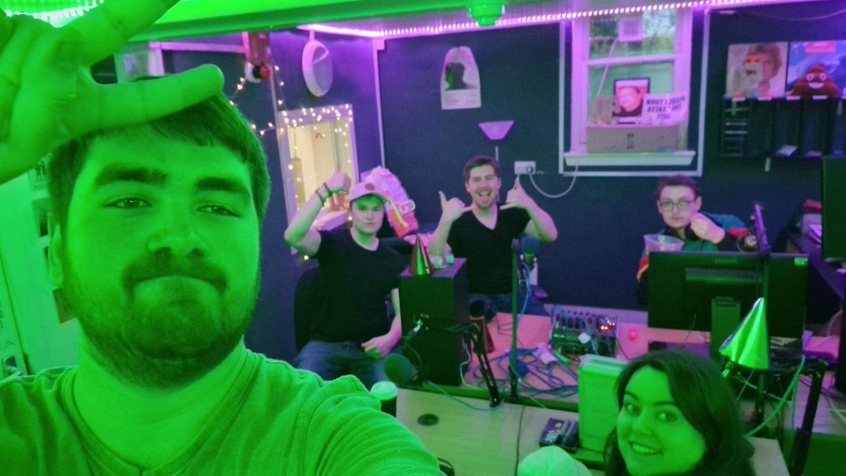 Air3 Radio tweet media