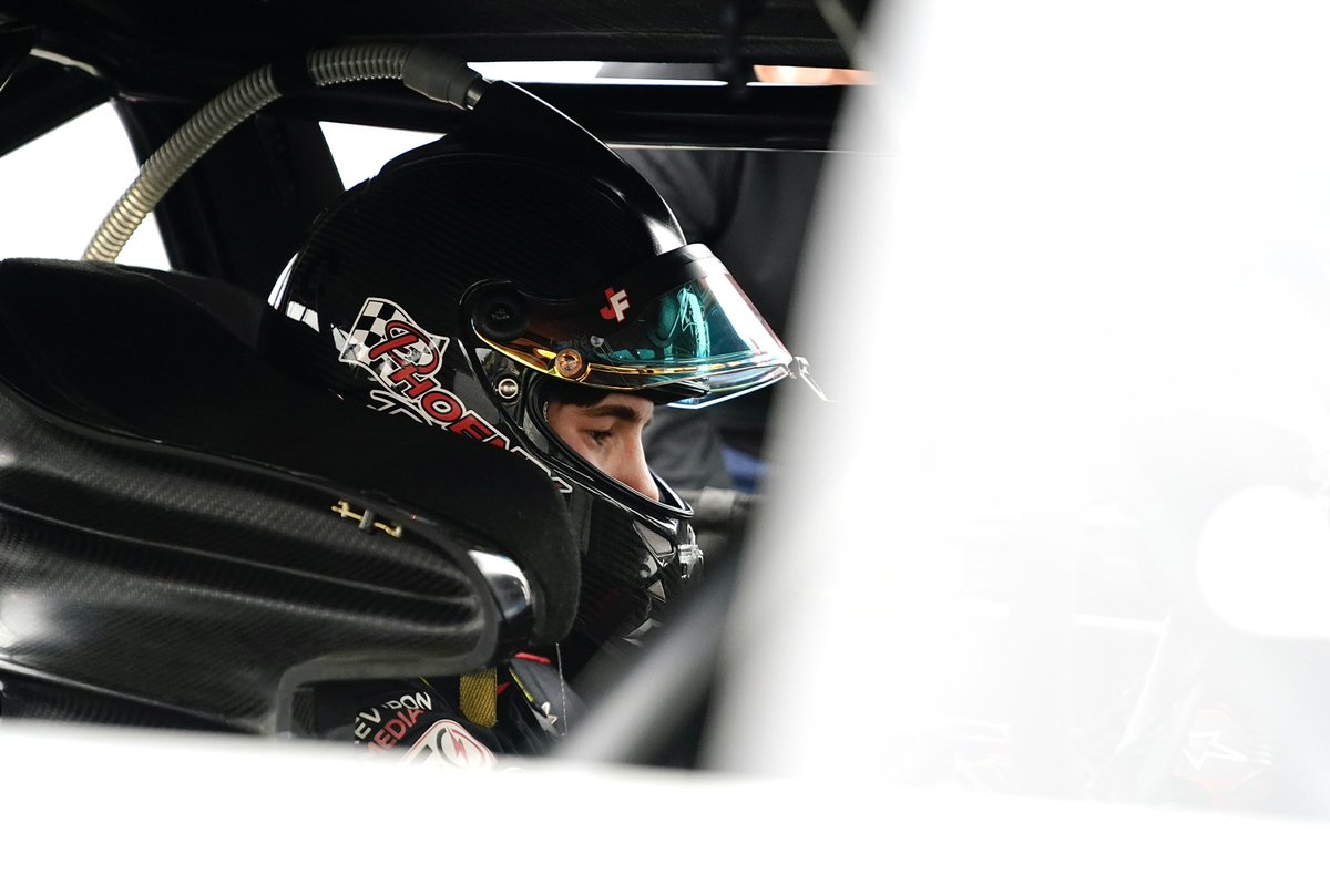 Phoenix51Racing's tweet photo. Time for 100 circles around Nashville @RaceFairgrounds! @jamessfinch was quick time and will start from fifth. See the action live on @RacingAmerica! https://t.co/4Fx4hce0po