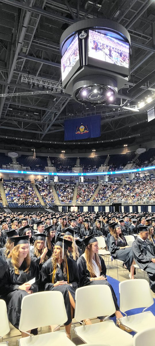 AustinBoyleEcon's tweet photo. @PSULiberalArts 2022 Graduation...see if you can guess which one is before, during, and at the end.  Students leave after walking across the stage and so do audience members. It's completely selfish. https://t.co/5gS9712GjH