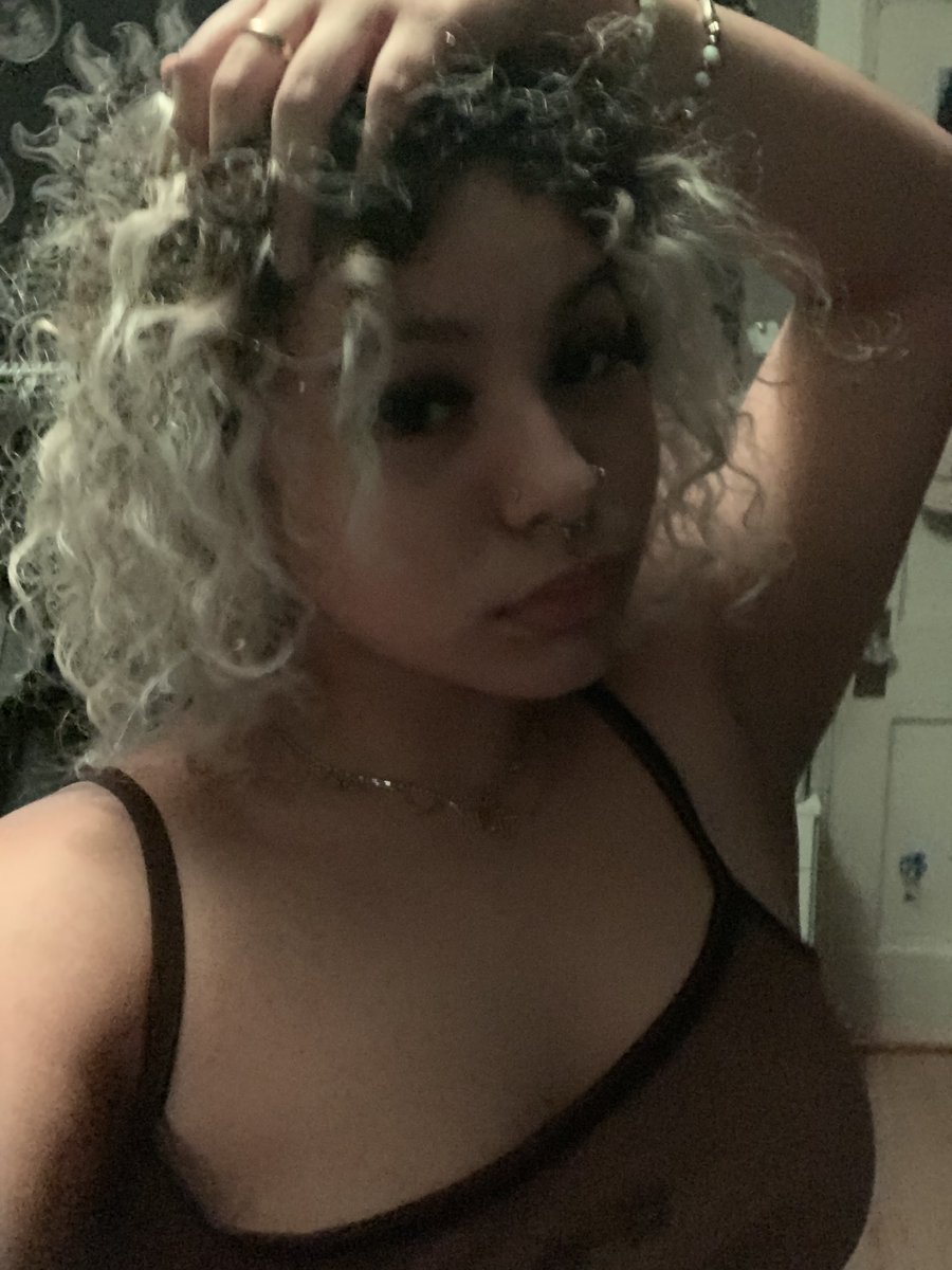 hideurweed's tweet image. bruh