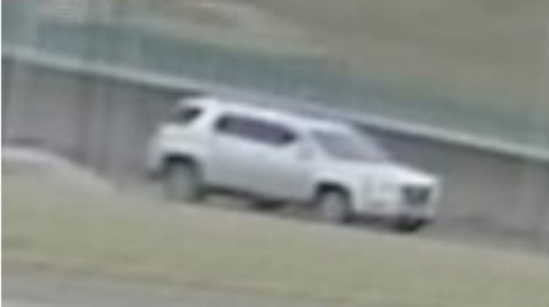 TJW1102's tweet photo. @FBI Can you get this to your field office in Dallas, Texas? The police are having a hard time finding suspects and no one has come forward with information with suspects and it would be possible to  have the U.S. Marshals to help to. https://t.co/PXc1whE6zF