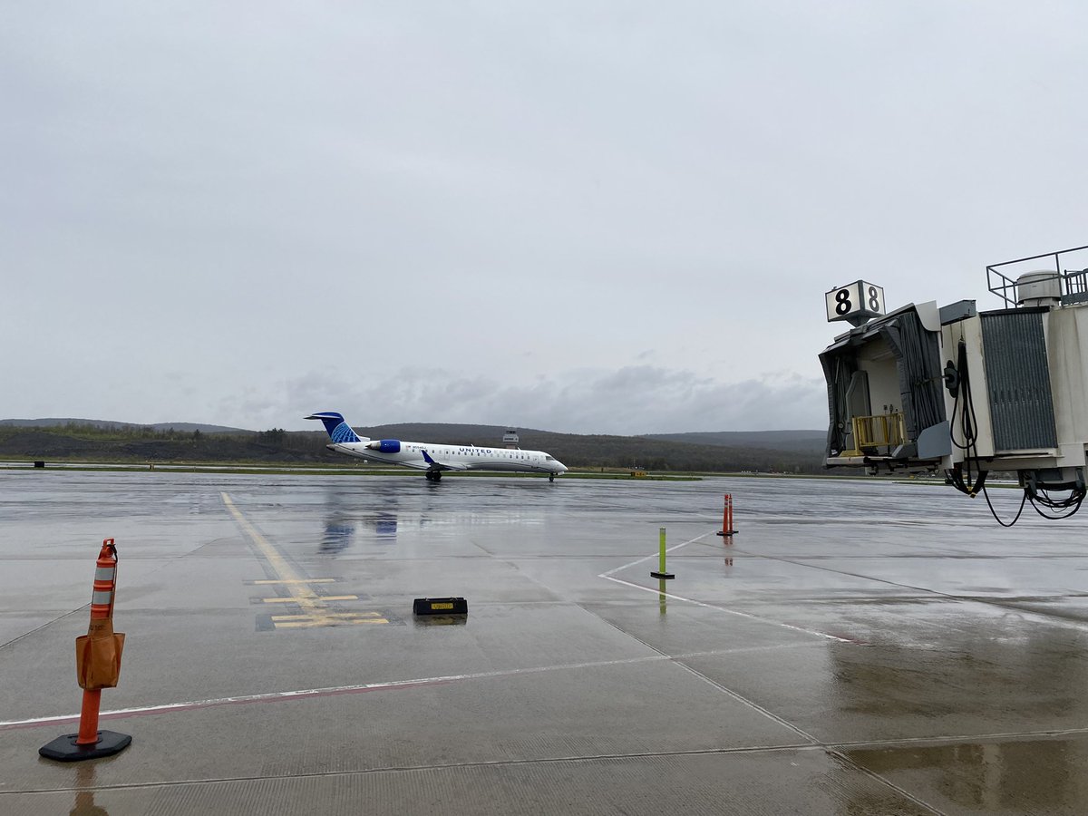 stephenesAVP's tweet photo. Tough, wet morning but it’s nice to see the last star flight getting outta here! https://t.co/g9B4BEoarW