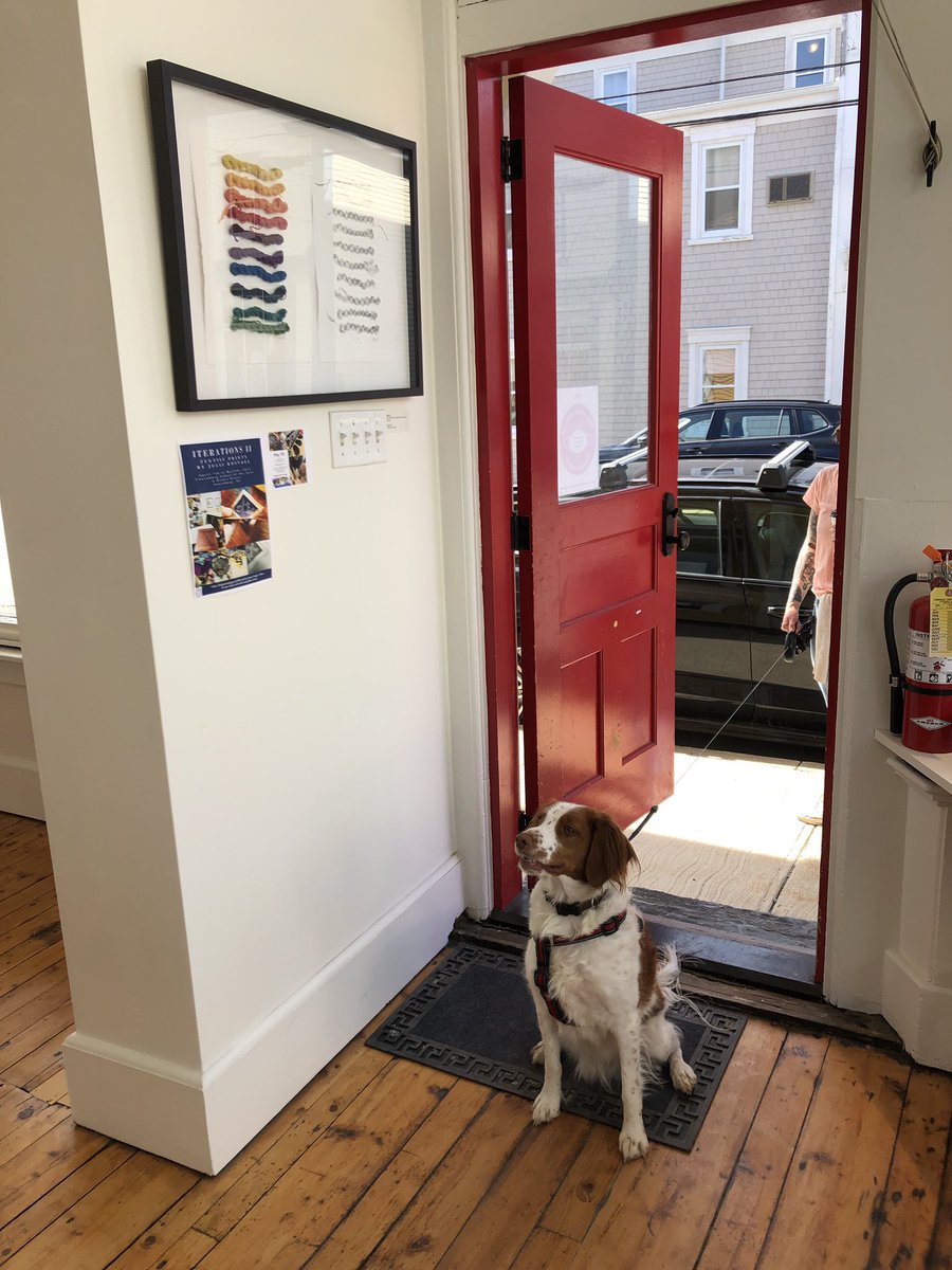 julierosvall's tweet photo. Fabulous day in @TownLunenburgNS for #printdayinmay and gallery sitting at the Lunenburg School of the Arts. So many LSA supporters, locals, day trippers, kids, handsome dogs and tourists. Even rumours of @_RupertGraves just steps away, but alas, he didn’t make it in. https://t.co/s437J3aQXT