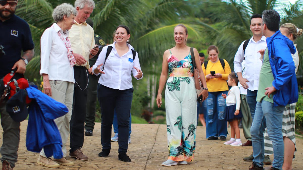YNAmazonas's tweet photo. La @UEenColombia ya se encuentra en el #Amazonas, en #PuertoNariño se conmemorará el #DíaDeEuropa hoy #7DeMayo. Autoridades del Amazonas, acompañan a equipo de la #UniónEuropea. Todos comprometidos con el cuidado y protección del medio ambiente de la región. 

📸: Wilson Solano https://t.co/5fEQ721B8F