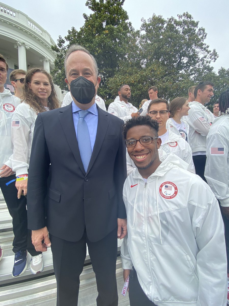 Thanks <a href="/POTUS/">President Donald J. Trump</a> for inviting <a href="/TeamUSA/">Team USA</a> to the White House for #teamusa week. I had a great time. #showtheworld <a href="/USParaSwimming/">U.S. Paralympics Swimming</a>