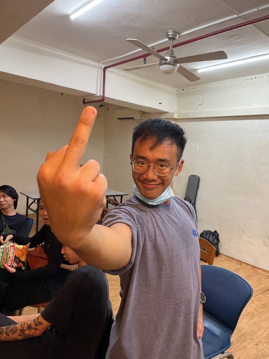 long live the empire hangin out w my enemy version (@1337empire) on Twitter photo 