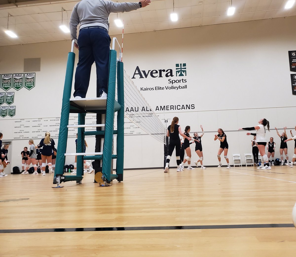 Class move by <a href="/kairoselitevbc/">𝔸𝕧𝕖𝕣𝕒 𝕊𝕡𝕠𝕣𝕥𝕤 𝕂𝕒𝕚𝕣𝕠𝕤 𝕍B</a> for letting Kairos parents in for free (two-day tourney)!