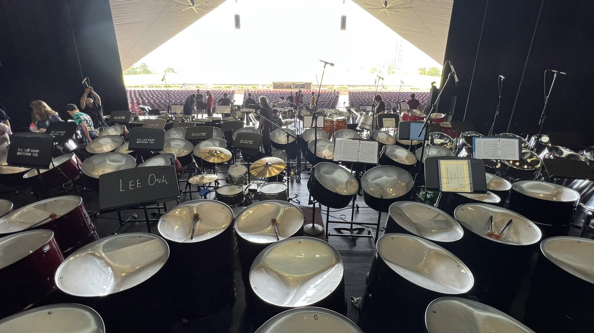 SanJacSteel's tweet photo. Our Spring 2022 concert with CJ Menge and 7 of our community bands starts soon!  Watch @MillerOutdoor livestream at https://t.co/0q5uqppETn #steelband #freeconcert #sjcspring22 @SJCCMusic @SanJacCollege https://t.co/lMp84M2XUg