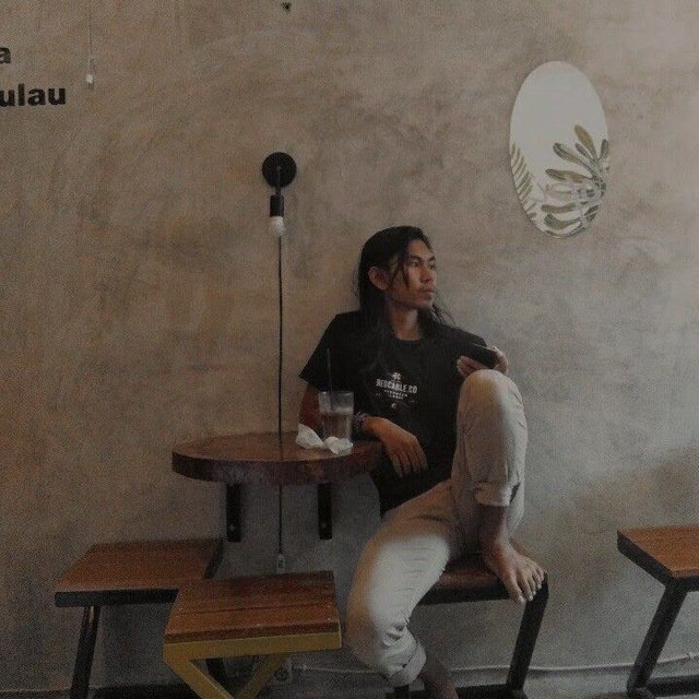 KevinCruyff's tweet photo. Tak se-indah itu, Kukira kita... https://t.co/nkZ950mocB