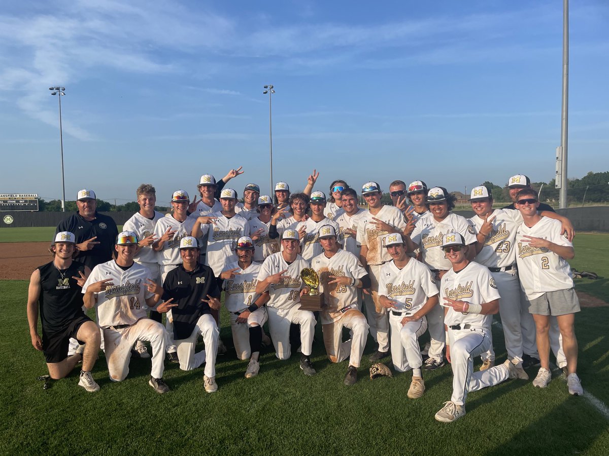 ⁦<a href="/MHSTigerBSBL/">Mansfield Baseball</a>⁩ went for the double dip to win Bi-District! Great finish! ⁦<a href="/MISDathletics/">MISD Athletics Dept.</a>⁩ ⁦⁦<a href="/mansfieldisd/">Mansfield ISD</a>⁩