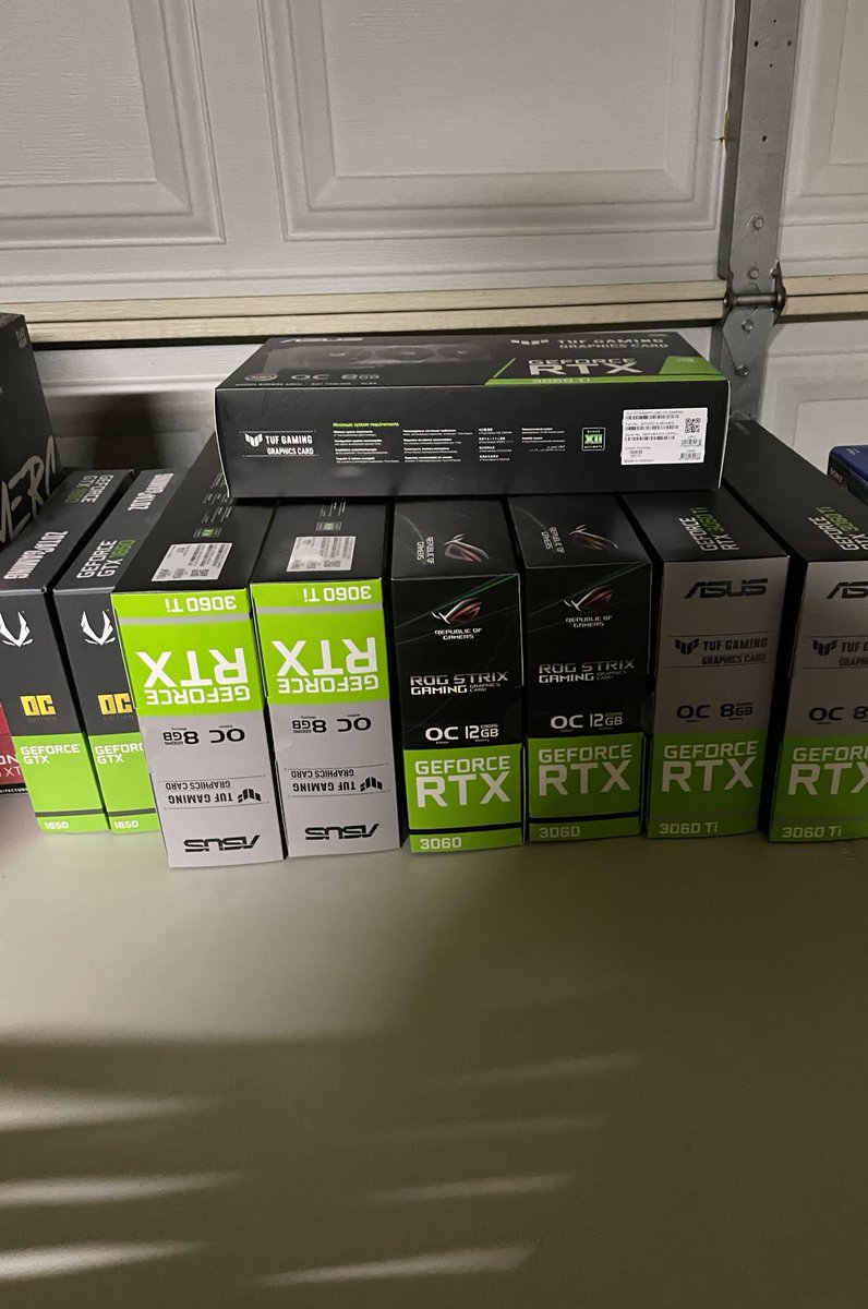 RandysFlips tweet media