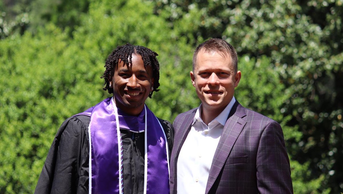 Furman Basketball tweet media