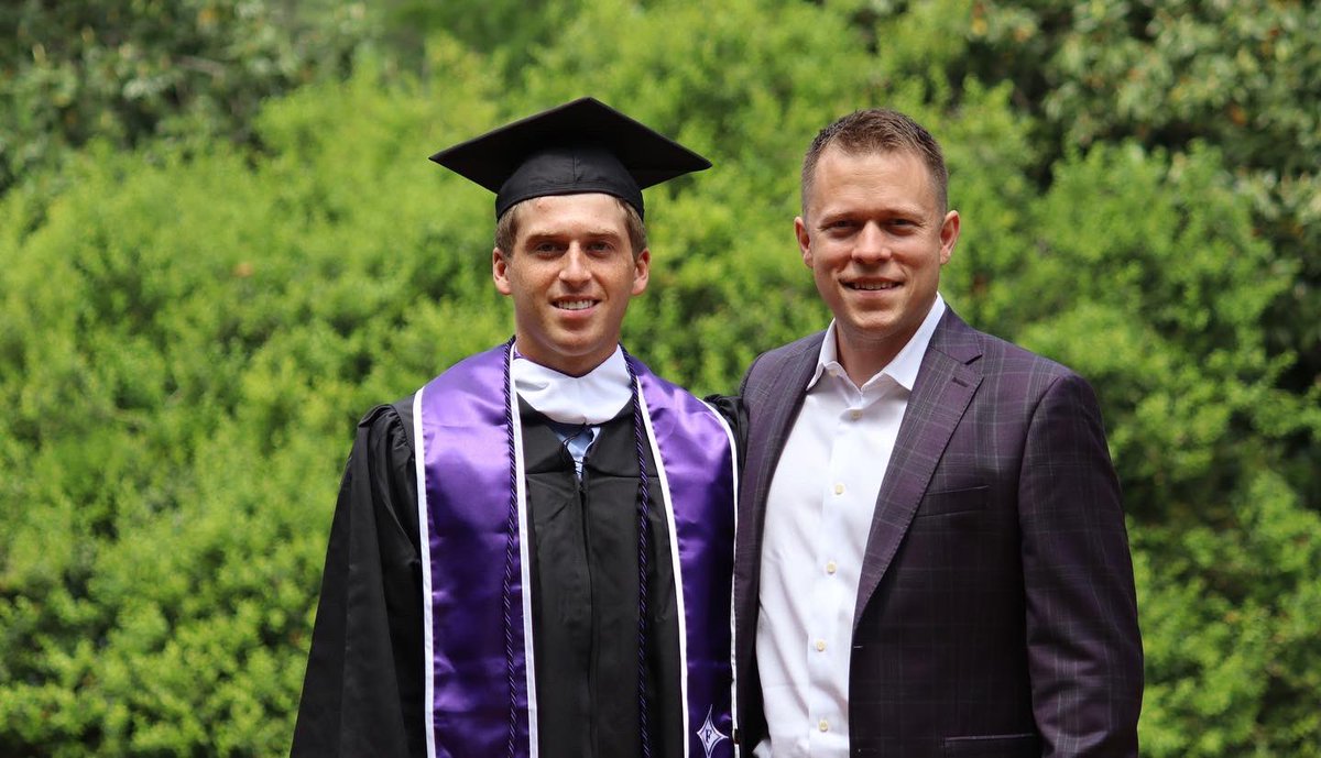 Furman Basketball tweet media