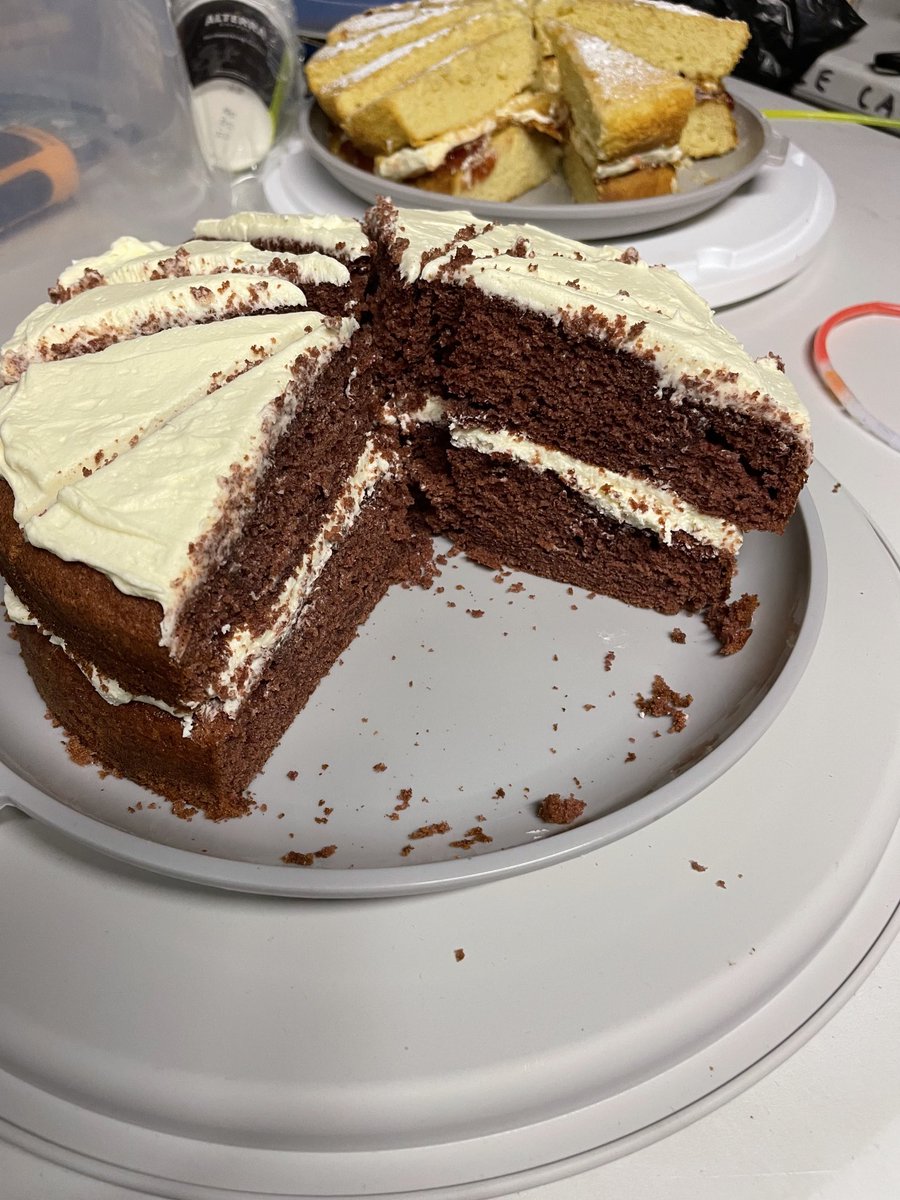 WarksCadets's tweet photo. Cake time nom nom #11hourstogo https://t.co/IUqIxSTvL9