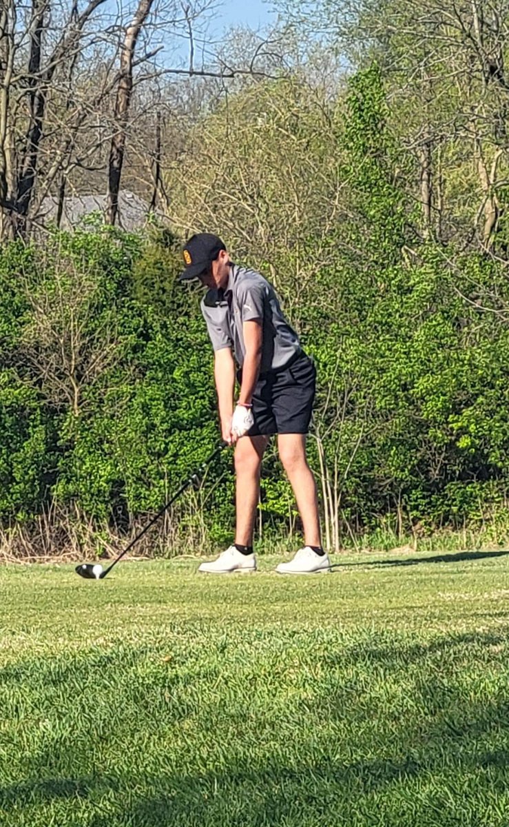 RECORD BREAKER ALERT

Gibson Southern freshman golfer Peyton Blackard broke his own school record for 18 holes today at Sultan’s Run in Jasper, shooting a 69 (-3).
Congrats Peyton!! 

#titanpride
<a href="/PeytonBlackard/">Peyton Blackard</a>