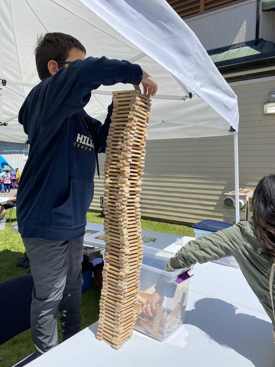 DueyBui's tweet photo. Big turnout today at the @JacksonISD Jackson Reads event! Thousands of books were given out!We also had a ton of parents and kids participating activities like building towers with @KEVAplanks &amp; Squigs. Thanks @TovahSheldon &amp; our Learning Services team for coordinating! #teamjxn https://t.co/bh4wLKcoVR