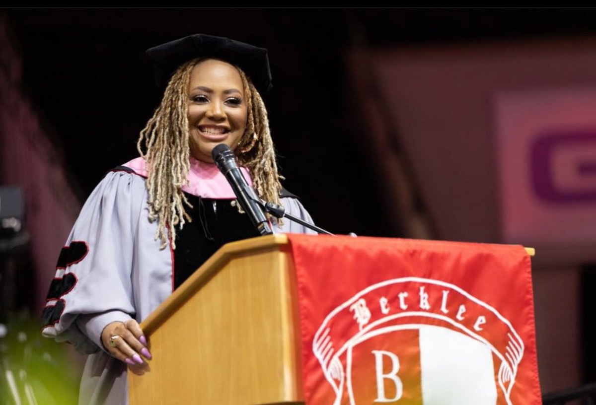 𝙏𝙝𝙚 𝙈𝙚𝙡𝙤𝙙𝙞𝙘𝙖 tweet media