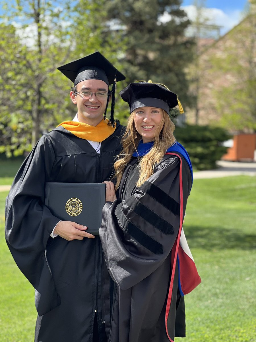 TheLabbeLab's tweet image. Graduated two students today. Congrats to Andres Cano Botero and the new Dr. Katie Lockwood! #skobuffs