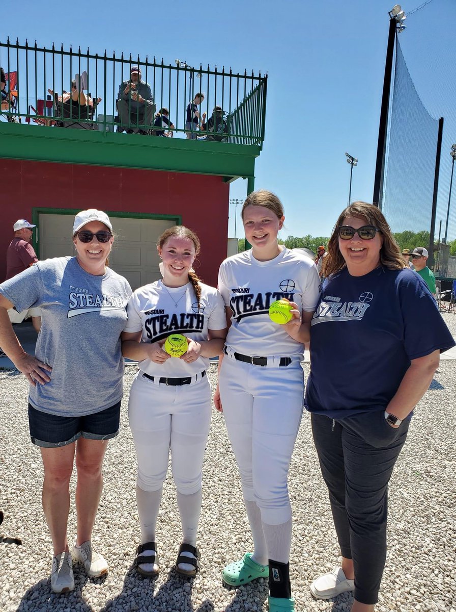 Madison Plybon and Delaney Crocker helped Stealth move to the championship game today with their over the fence home runs! Great job ladies! #dingers #happymothersday